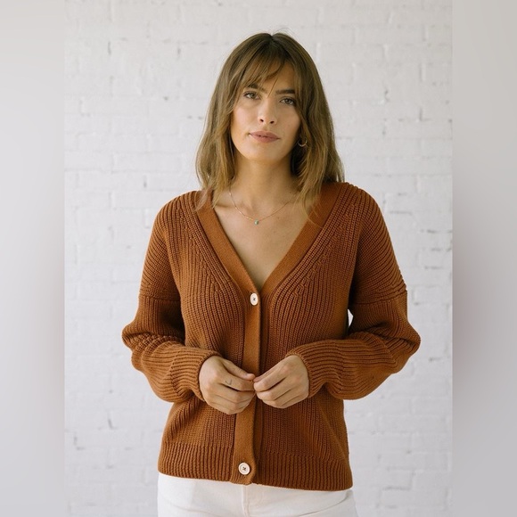 Tradlands Shelter Cotton Cardigan in Dark Olive Green, size XS LIKE NEW - Picture 4 of 10